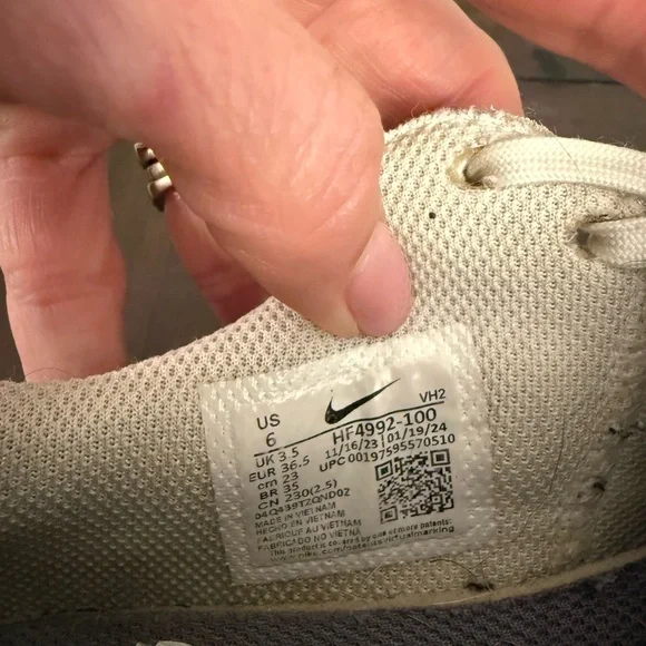 Nike Air Max white & Lavender Sneakers Women’s Size 6 - Picture 4 of 6